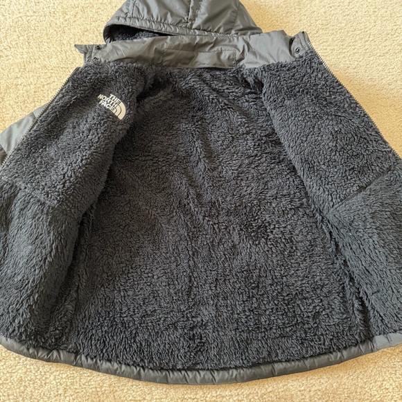 The North Face Charcoal Hooded Jacket - Picture 5 of 8